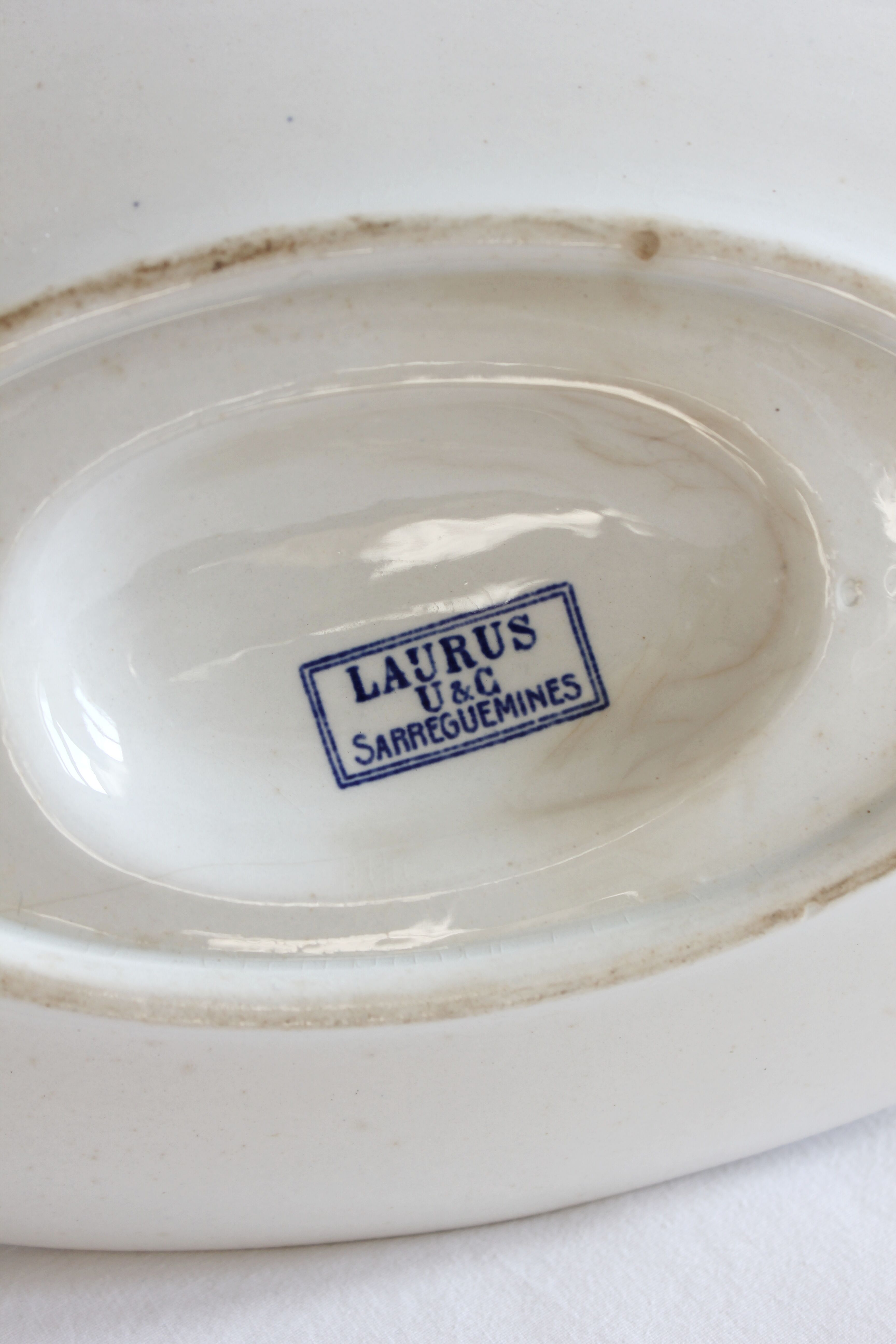 Iron earth gravy boat "Laurus" U&C Sarreguemines