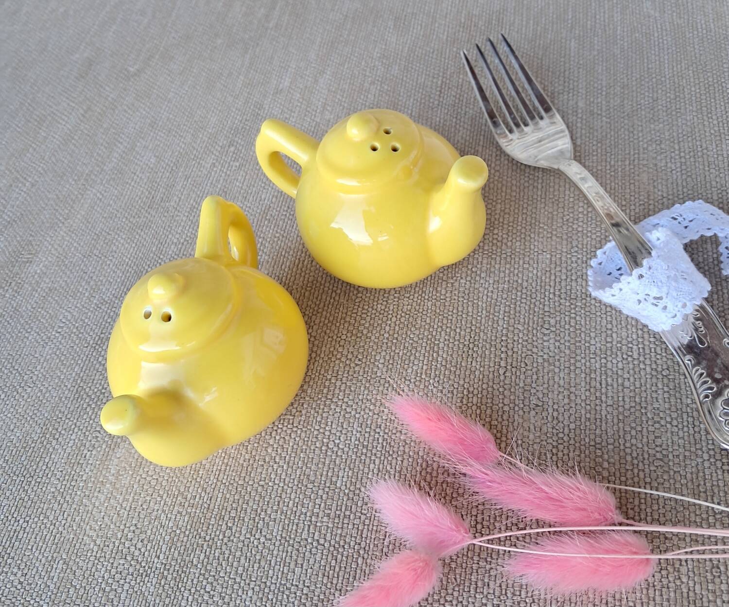 Vintage salt and pepper shakers