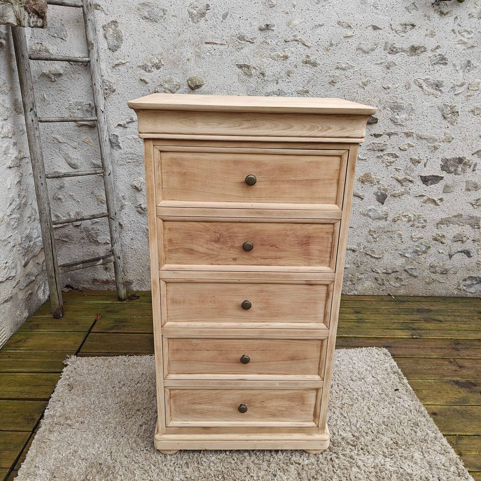 5-drawer chest of drawers