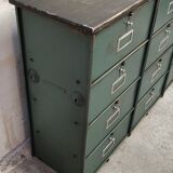 Industrial furniture in a row Ronéo 16 metal valves