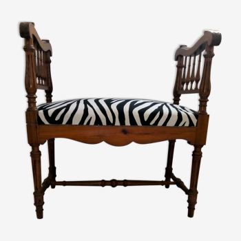 Zebra bench