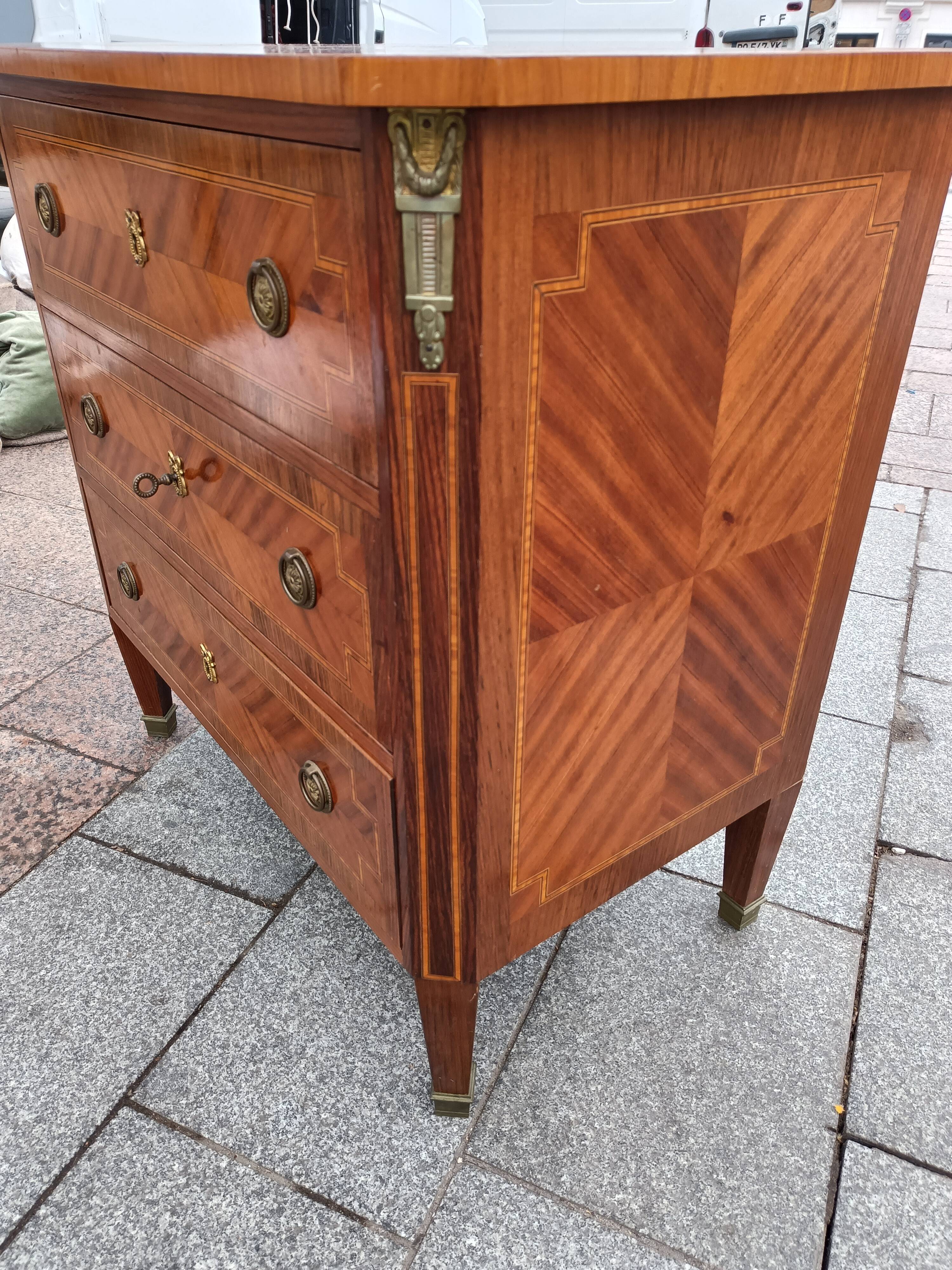 Old Louis XVI style chest of drawers in marquetry