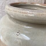 Old stoneware pot, diameter 19cm