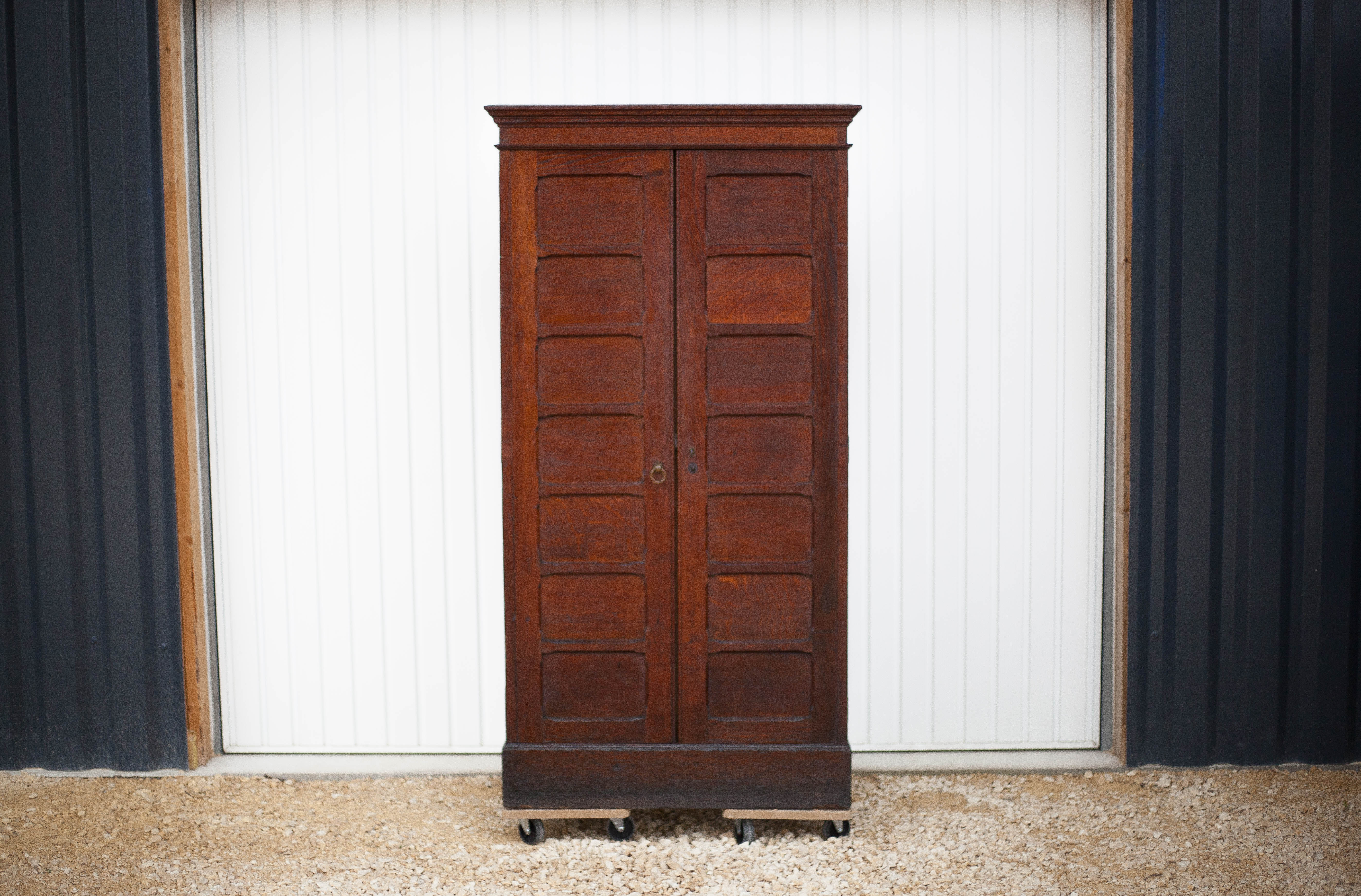 Parisian notary cabinet