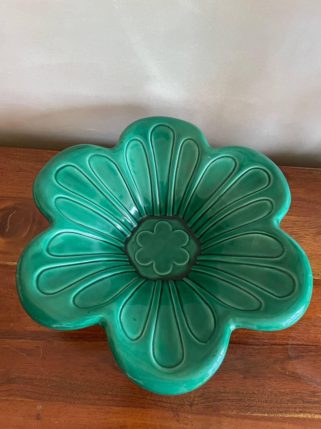 Large bowl signed Cab ceramic Bordeaux