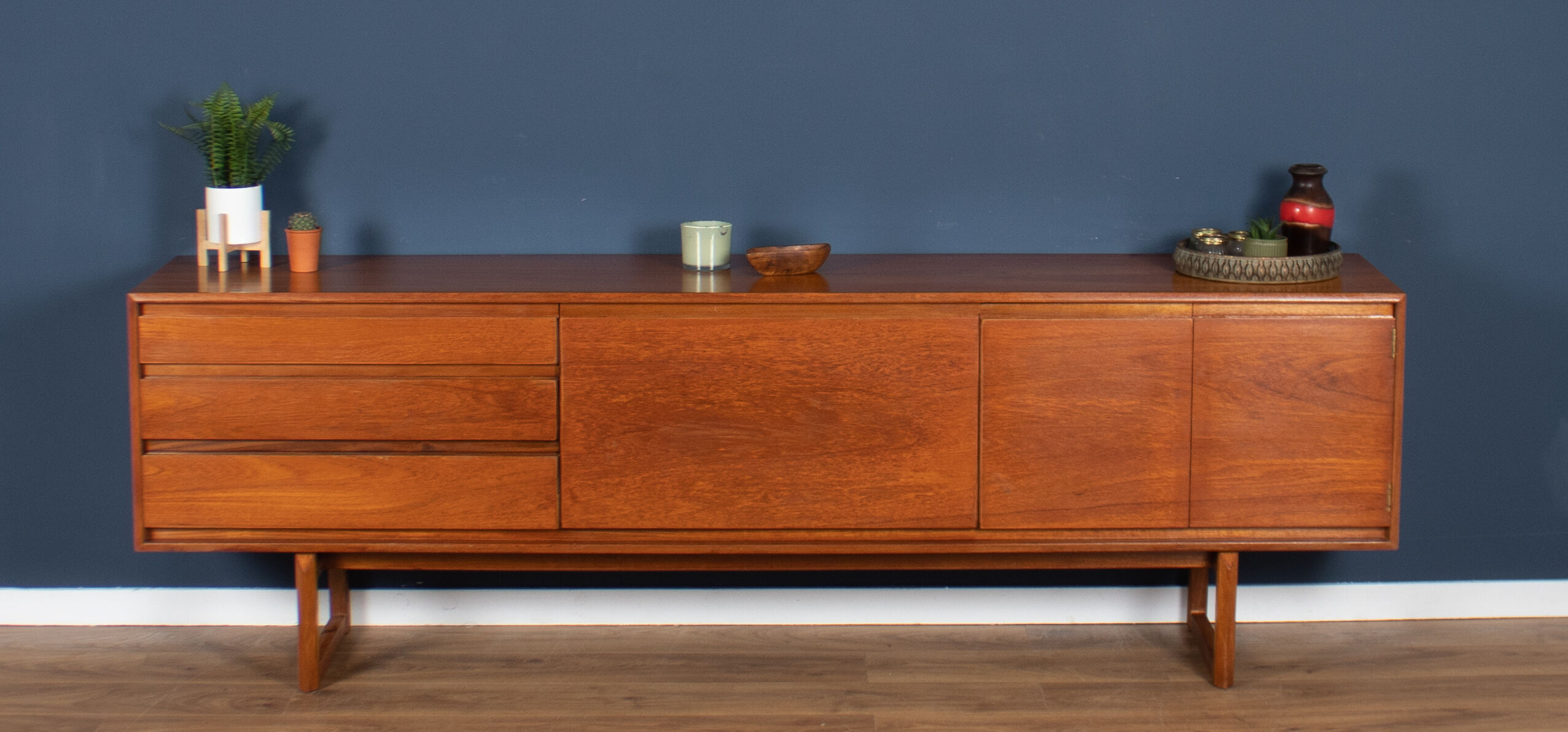 Long retro teak 1960s white & newton 'chilgrove' sideboard