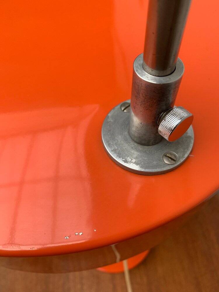 Mid-century minimalist table lamp