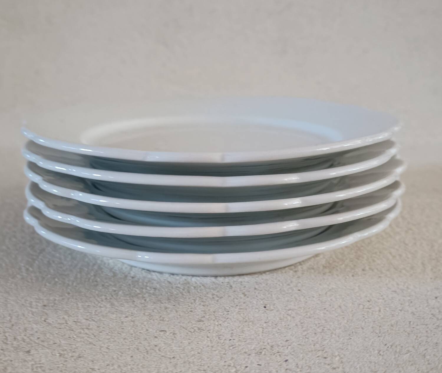 5 Charles Pillivuyt porcelain plates