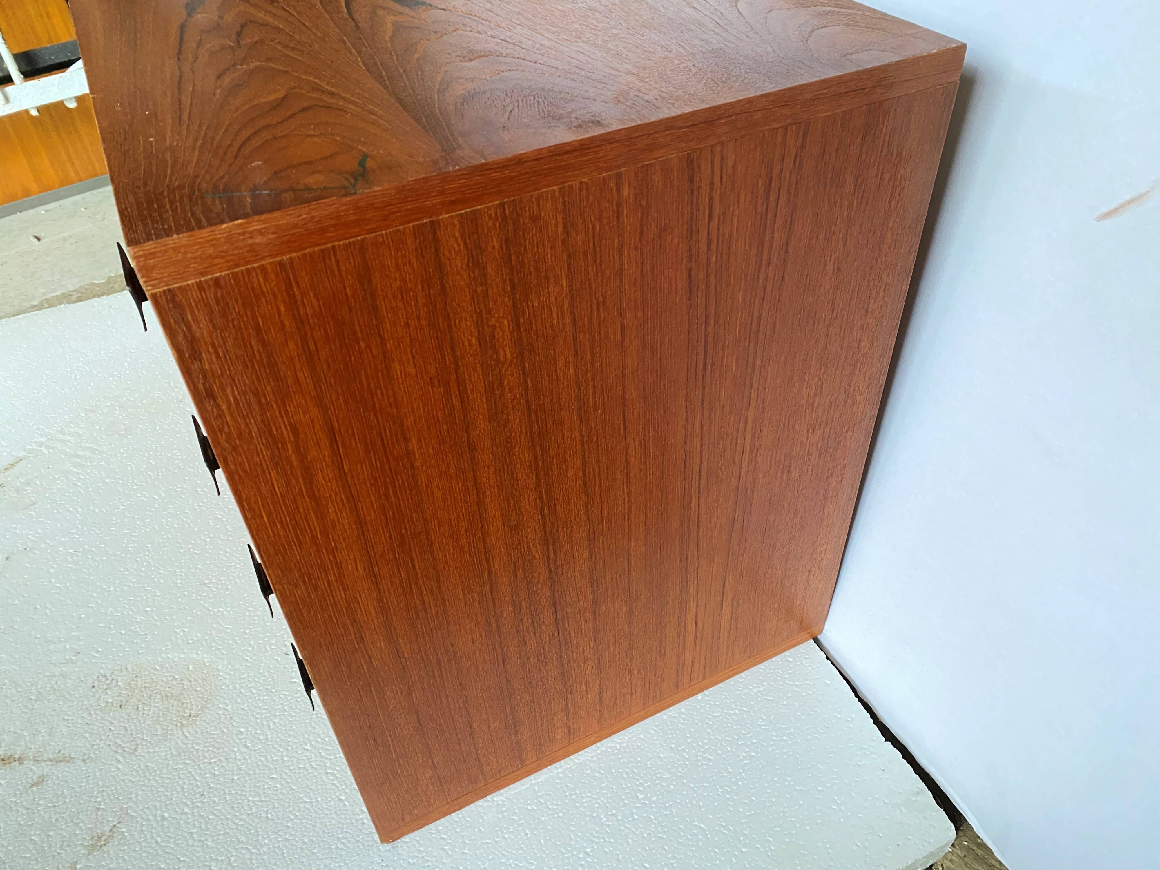 Convenient storage unit in Scandinavian teak from the 60s