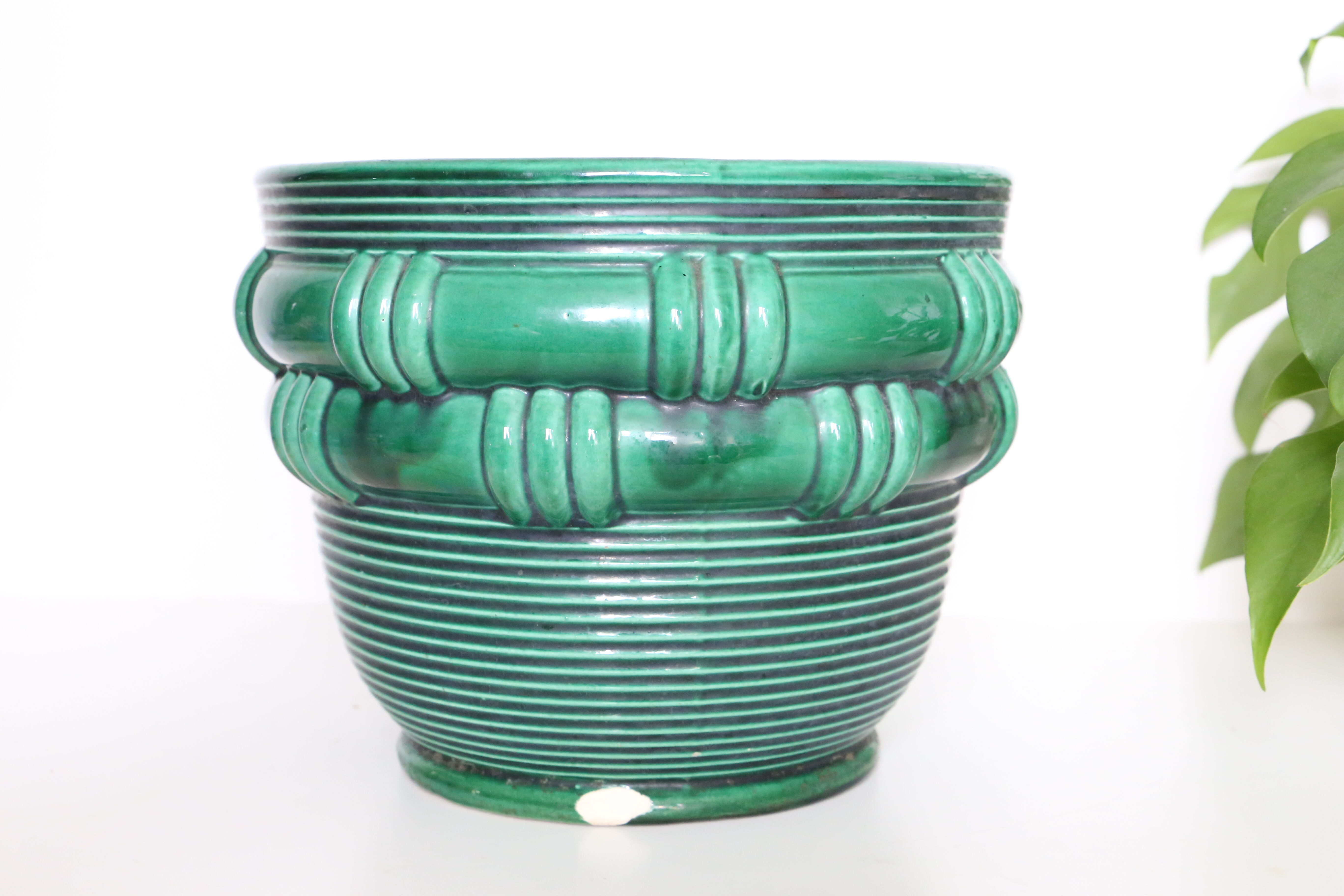 Large pot cache Saint Clément