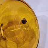 Carafe en verre bullé ambrée