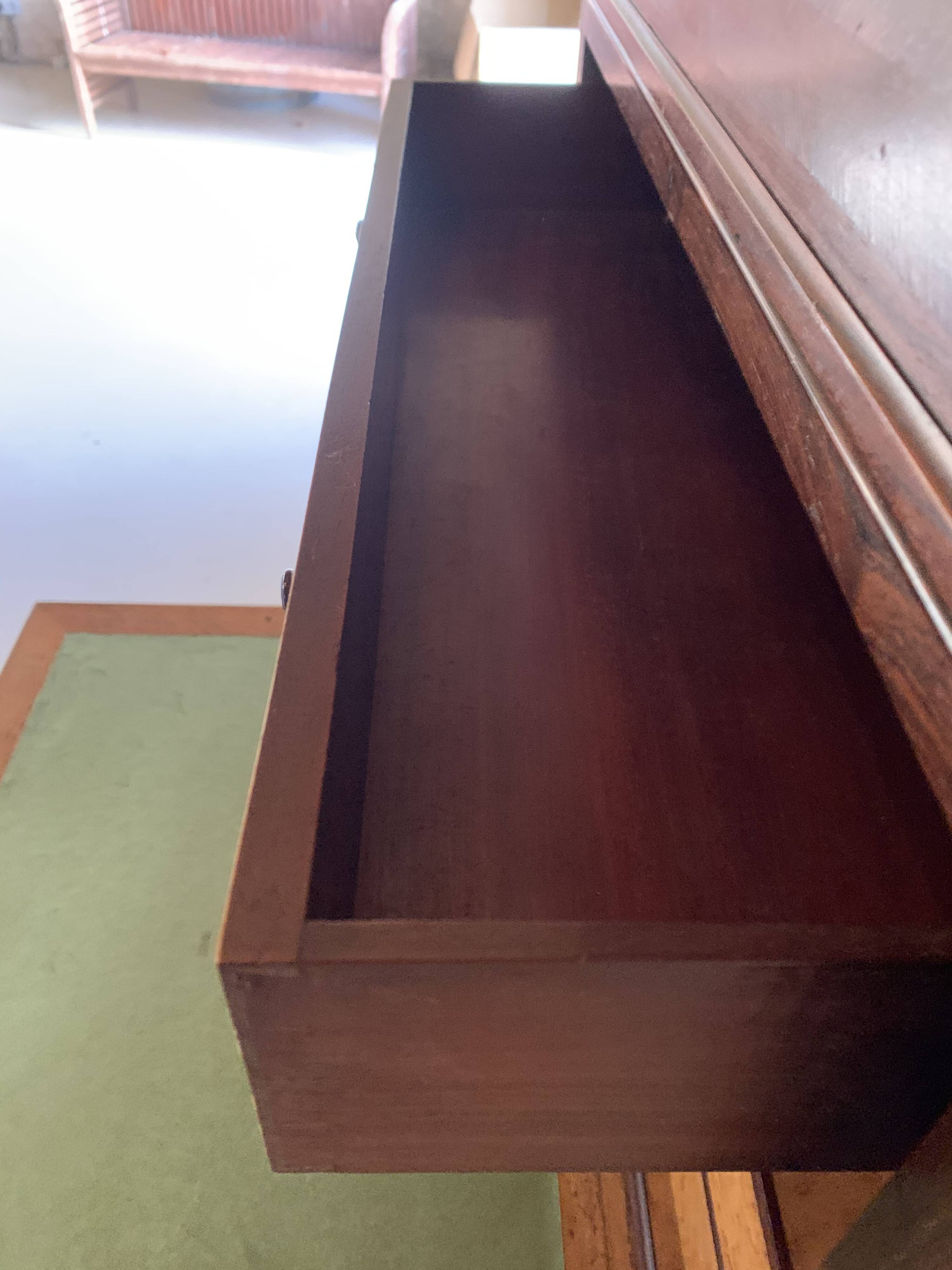 Louis Philippe Secretary