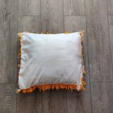 Coussin marocain berbère en coton jaune et blanc fait main 45 x 50 cm