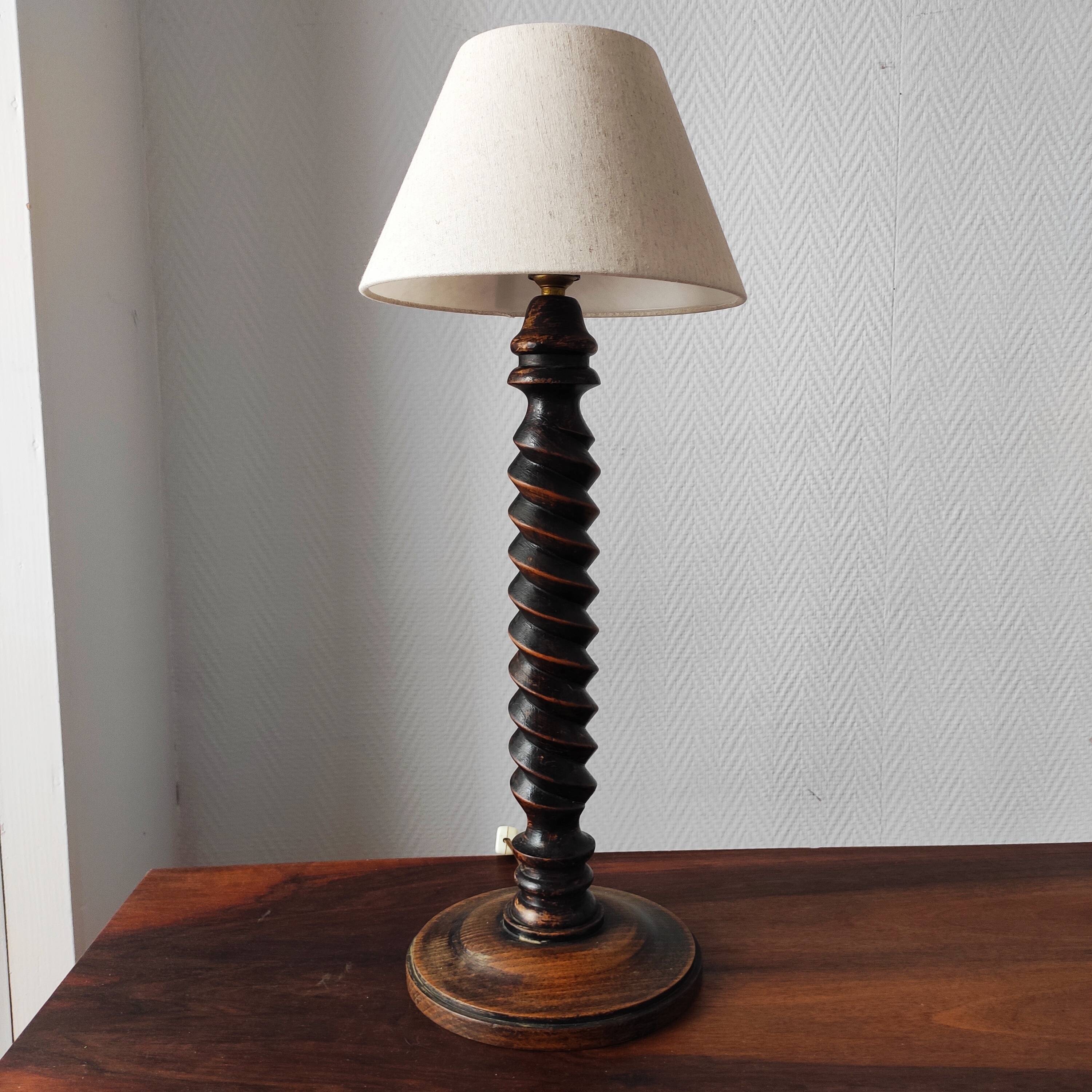 Vintage French lamp 1950/60 in turned wood