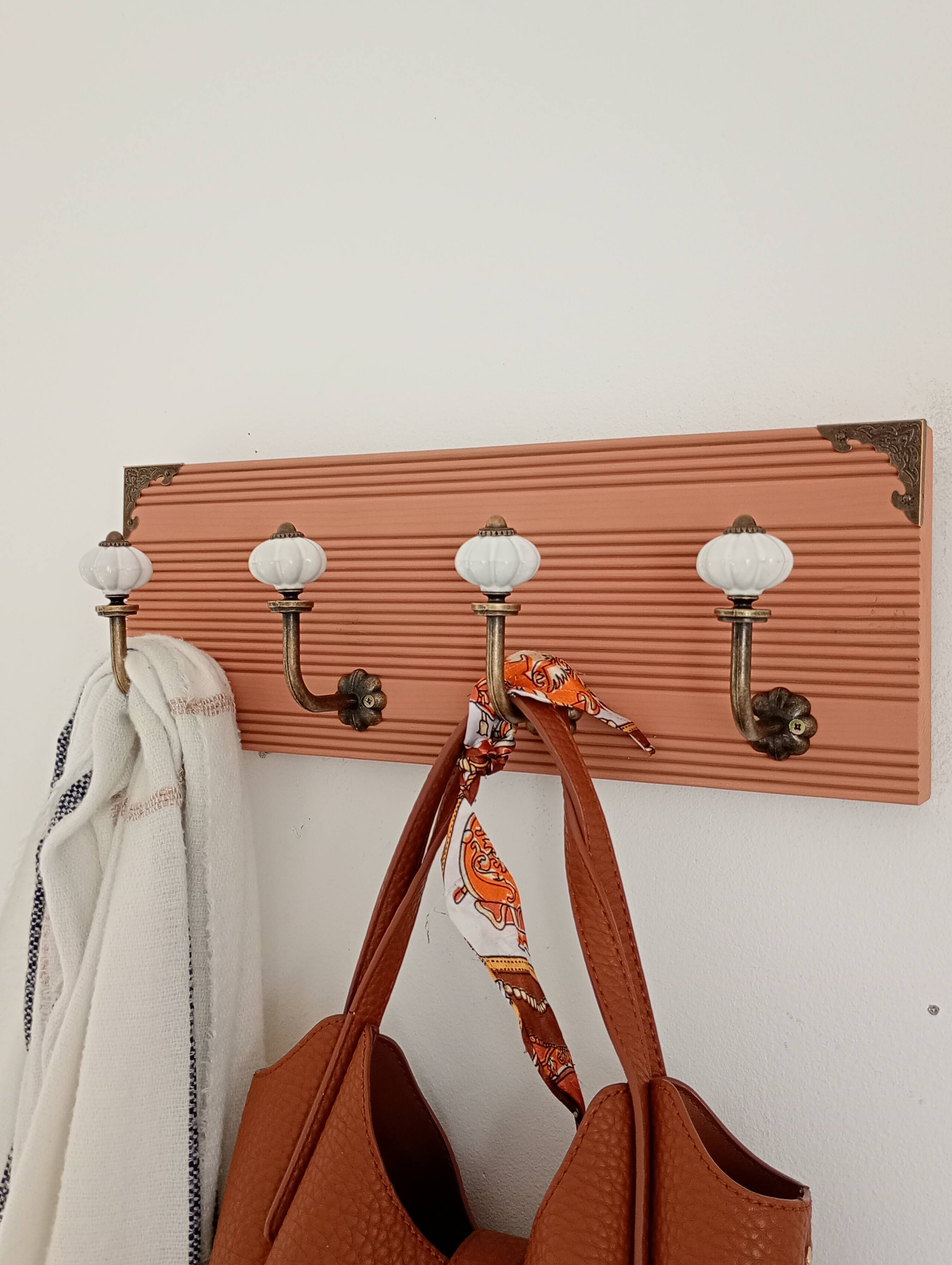 Wall coat rack 40 cm – 4 ceramic hooks | Vintage style