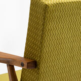 Fauteuil vert lime b-7727 des années 1970.
