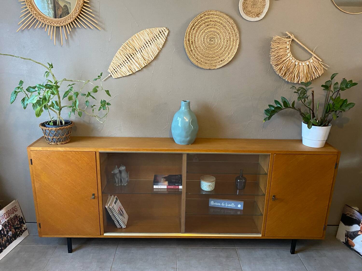 Vintage sideboard (shallow)