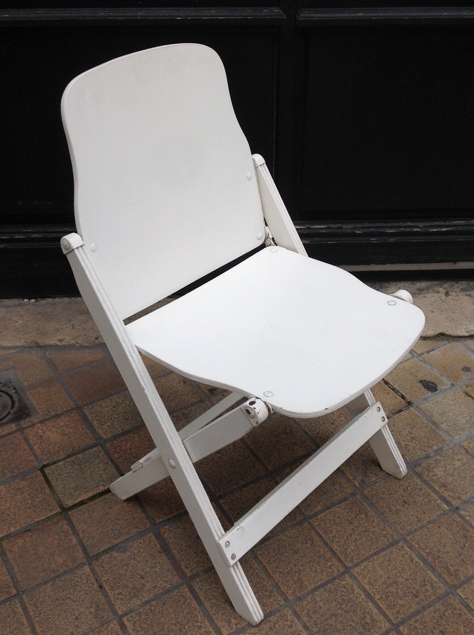 Military folding chair USA of the 1940s