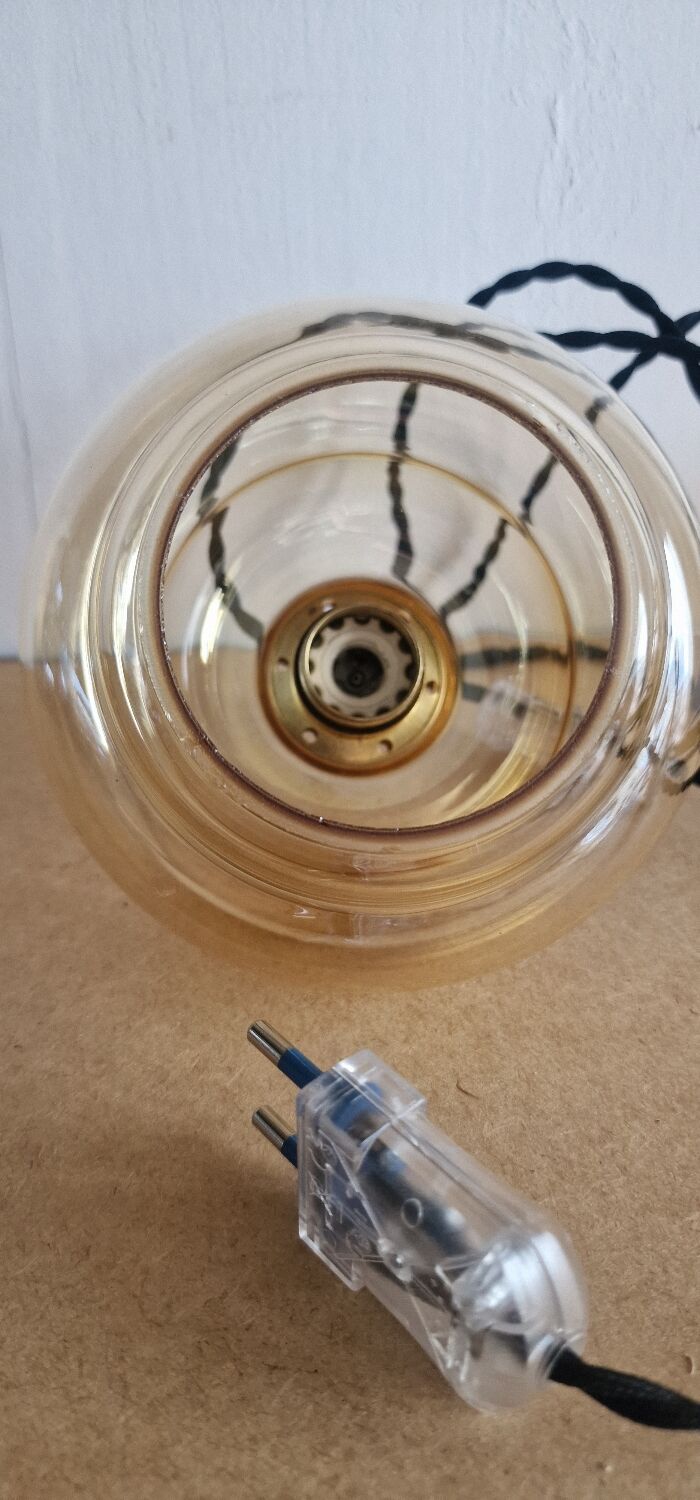 Amber glassware walk