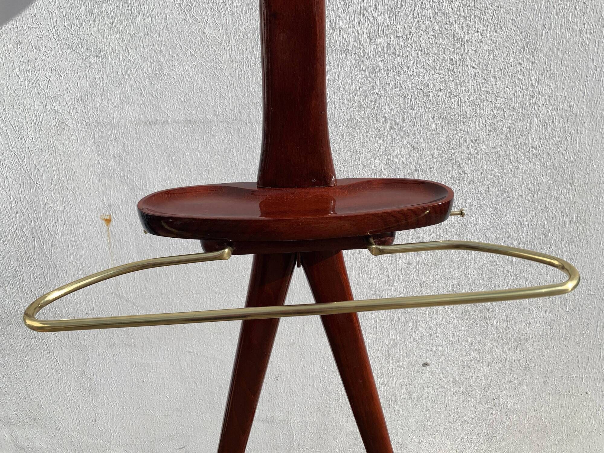 Night jack, anthropomorphic, brass mahogany, Ico Parisi, Fratelli Reguitti, 1950