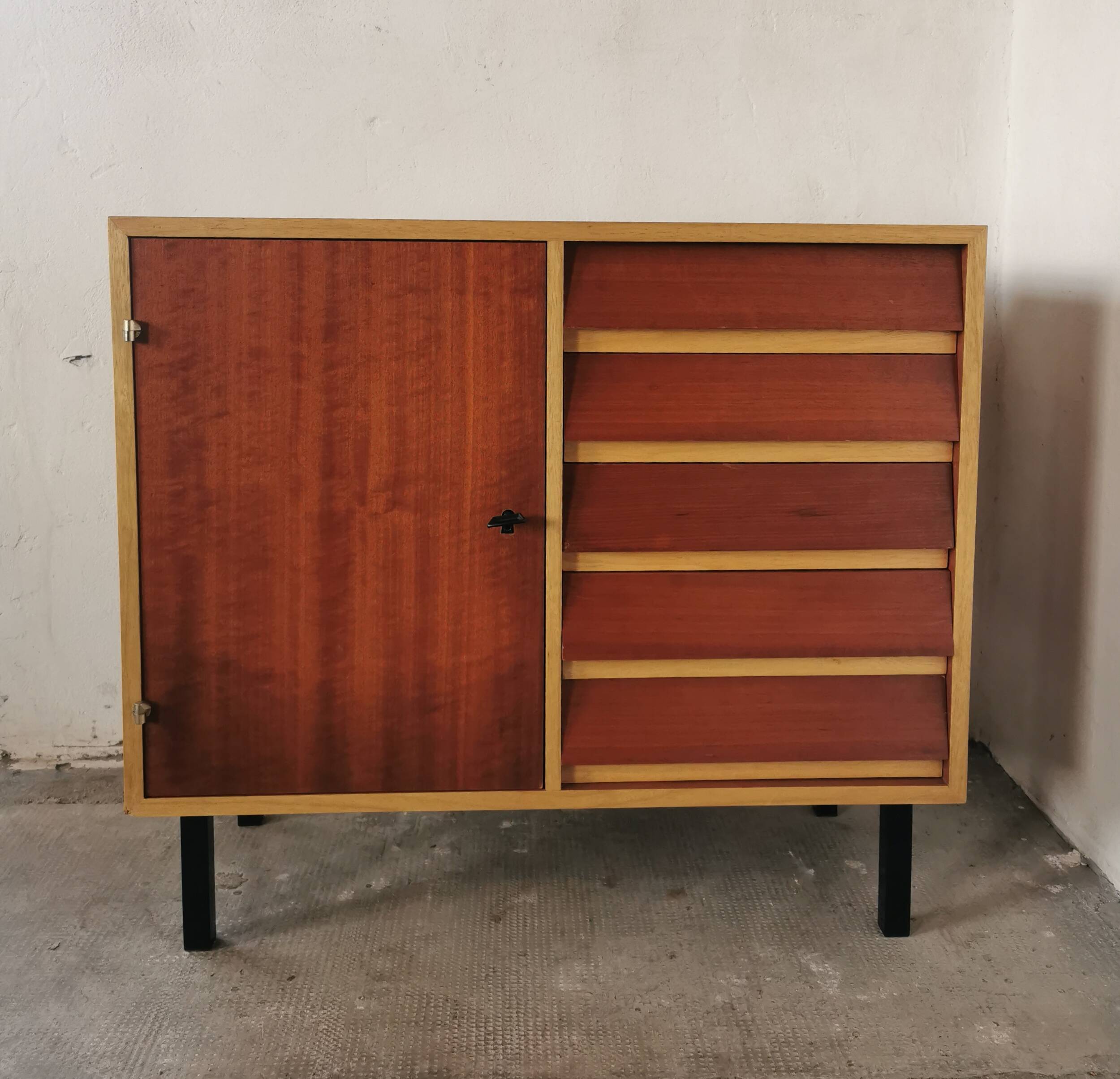 Box sideboard from the 60s