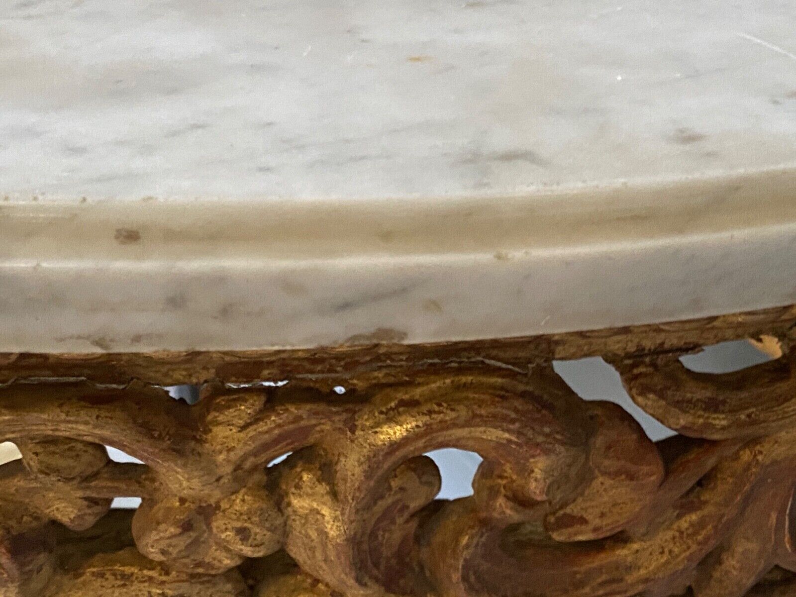 Console XVIII wooden gold louis xvi white marble flower falls