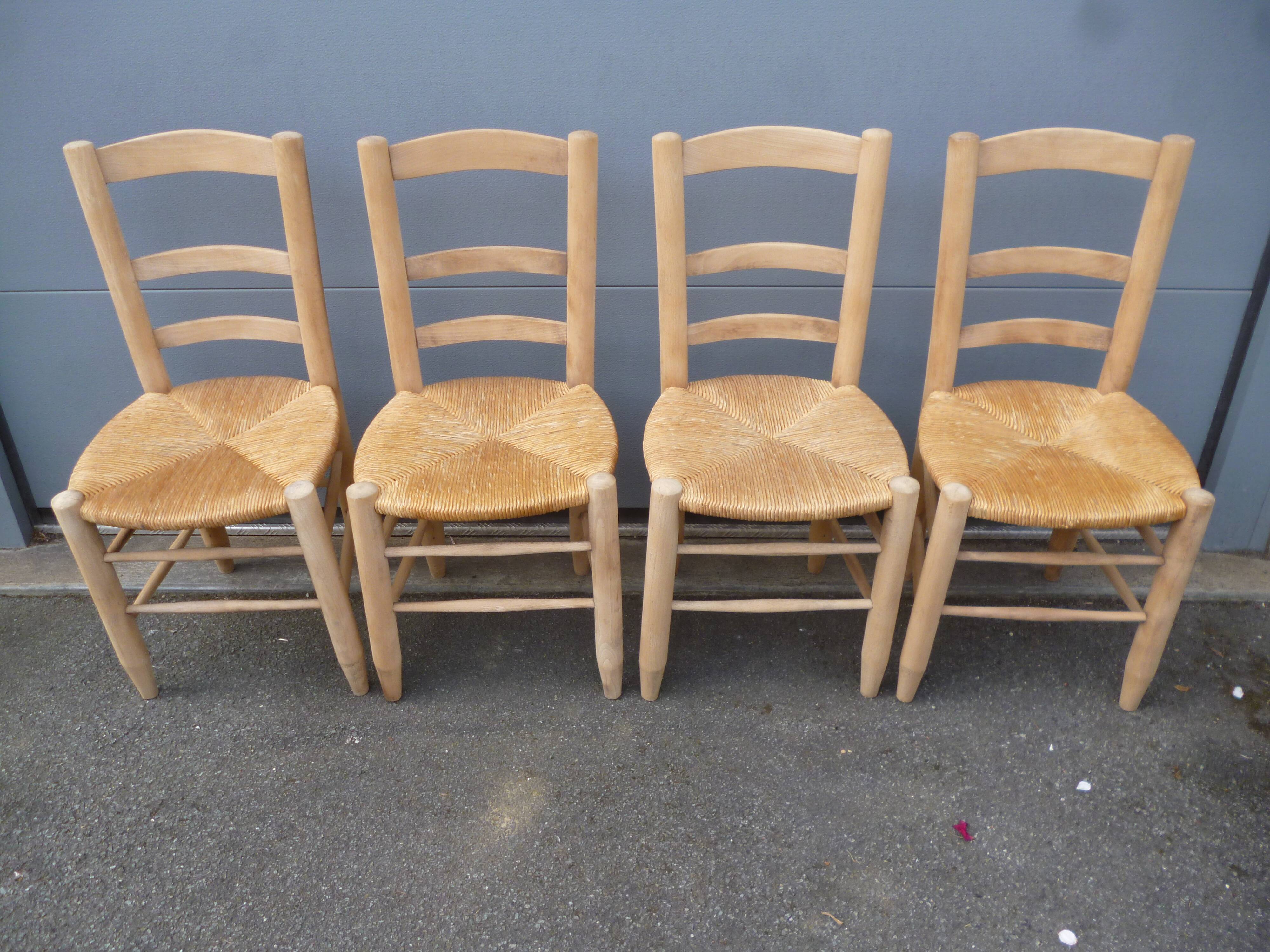 Suite of 4 mulched chairs