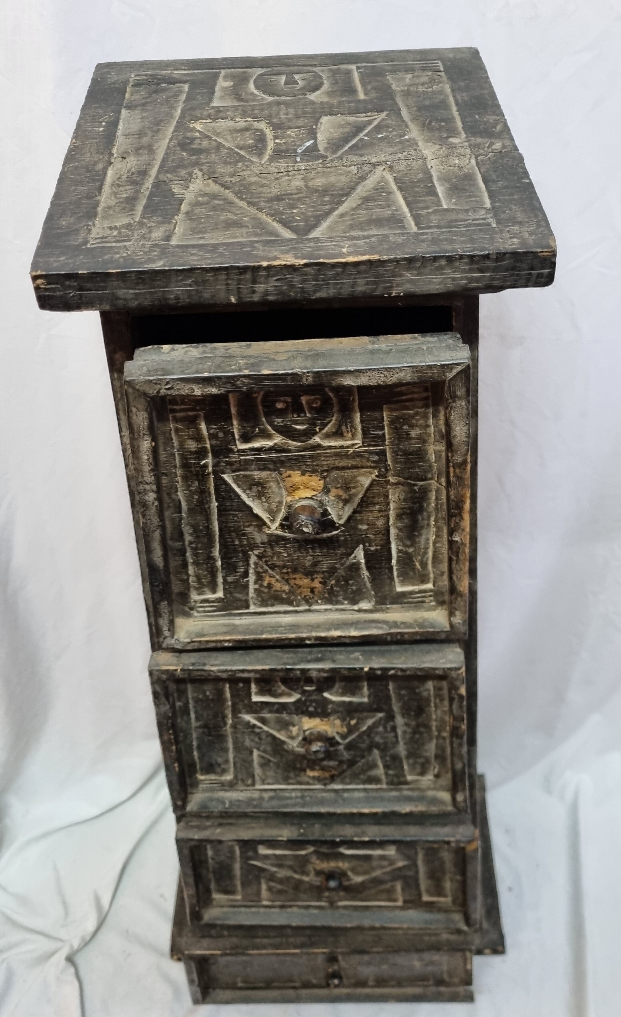 Commode africain de 1980