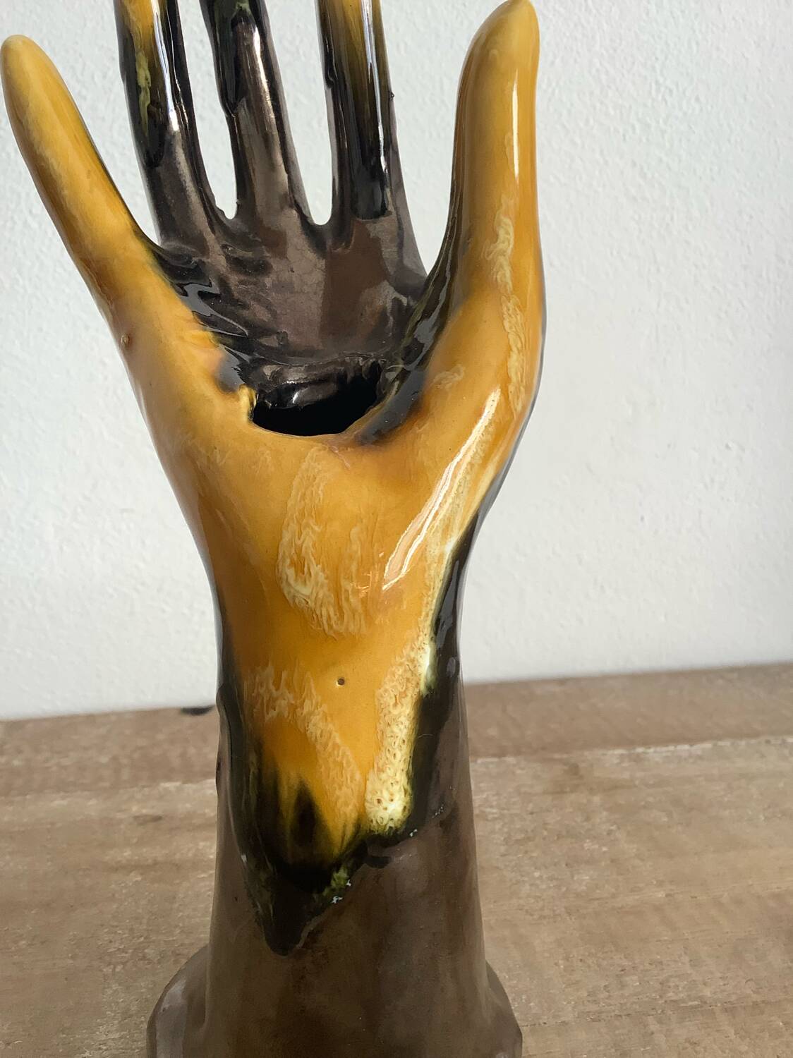 Hand ring holder or soliflore