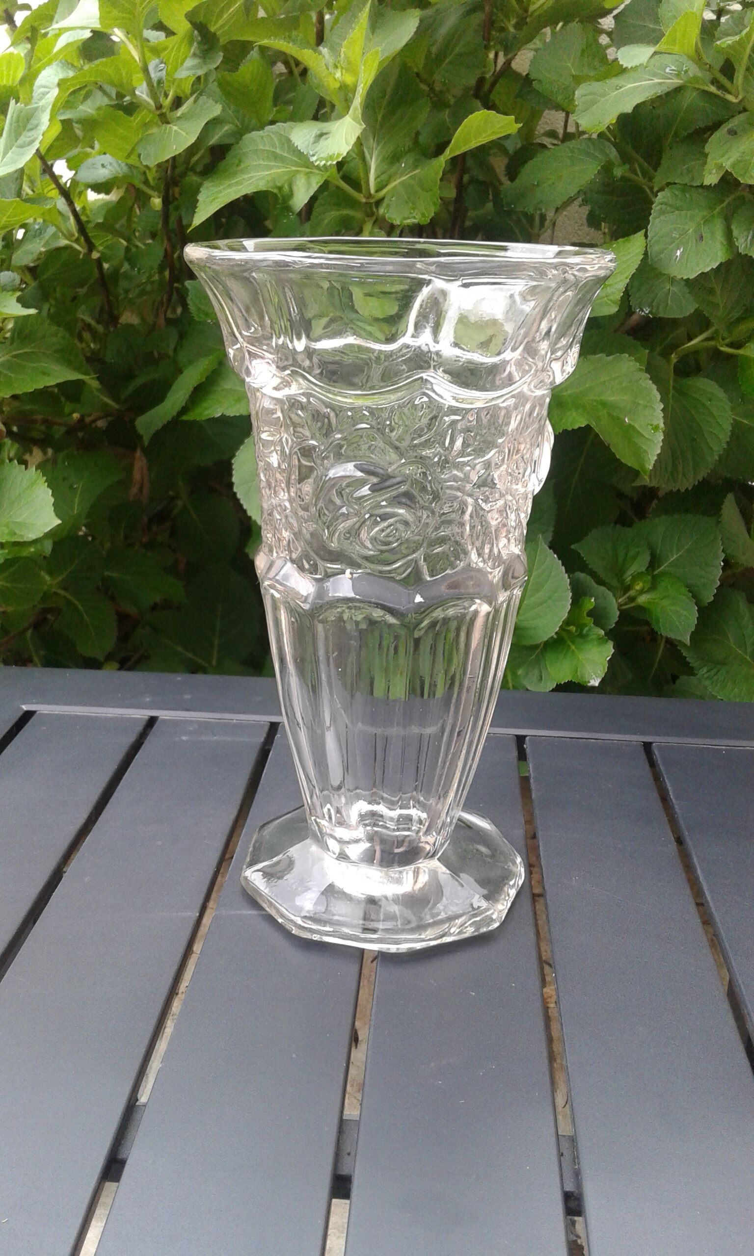 Art deco vase