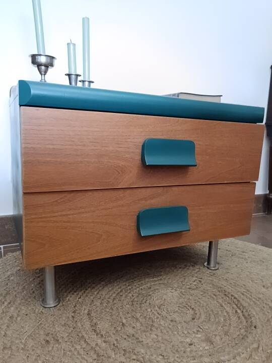 Table de chevet / Meuble d'appoint vert canard et bois – Style Scandinave