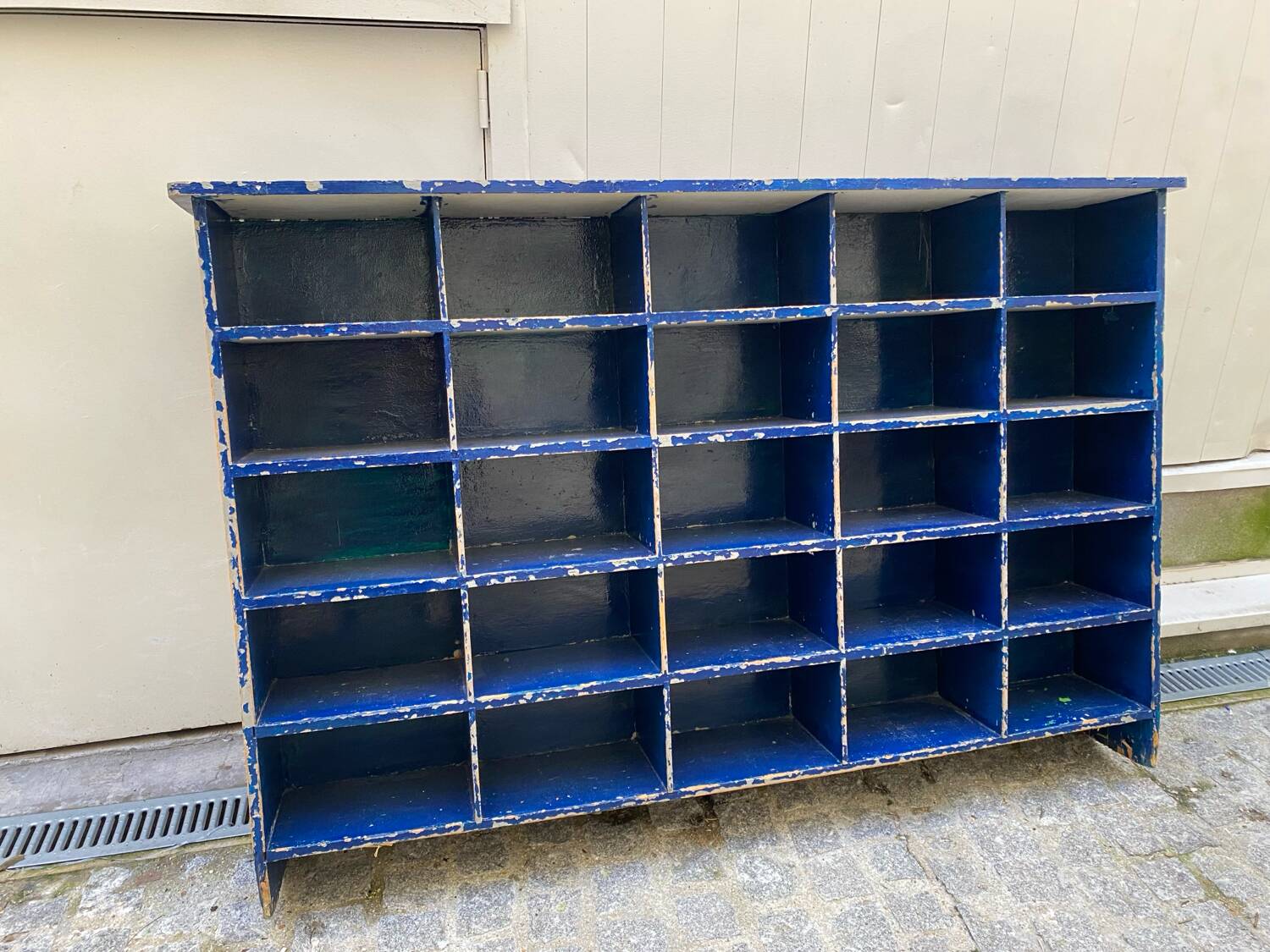 School locker furniture for professions