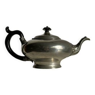 Large pewter teapot
