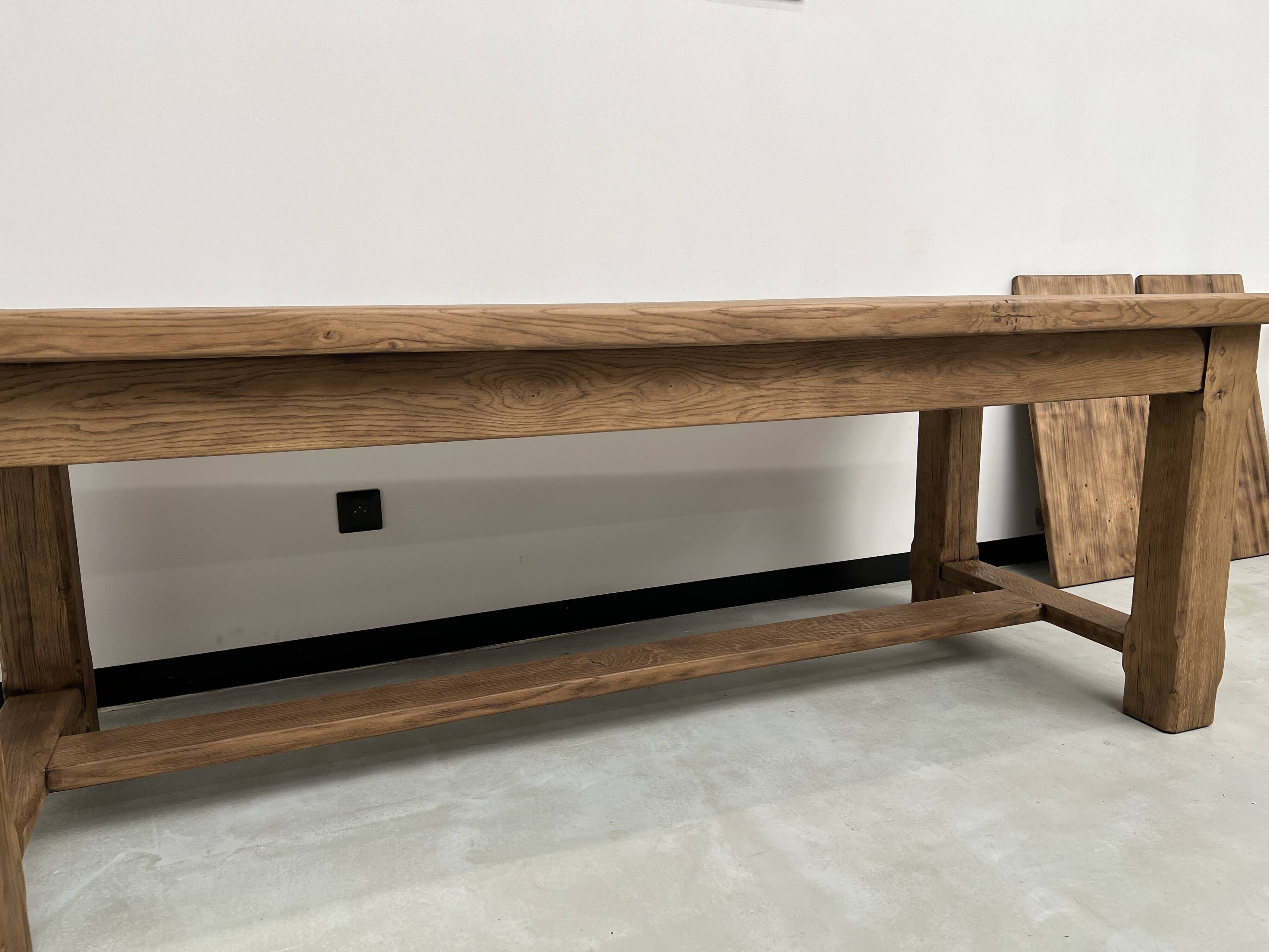 Grande table de ferme en chêne massif avec ses rallonges, années 50