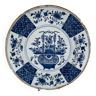Plat en faïence bleu de Delft 18ème à décor de fleurs signée 6 ou g