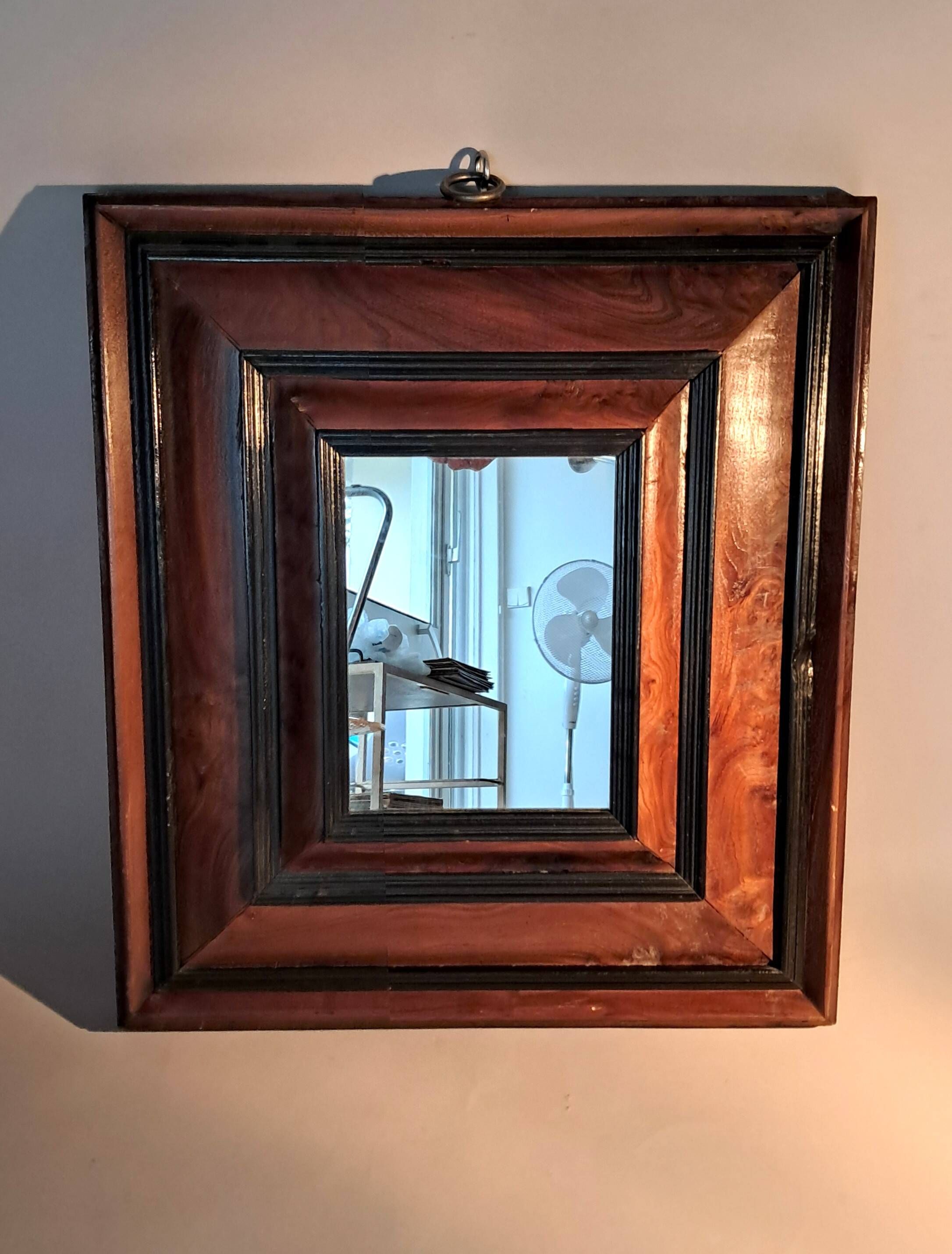 High period style mirror in solid wood from the early 20th century.