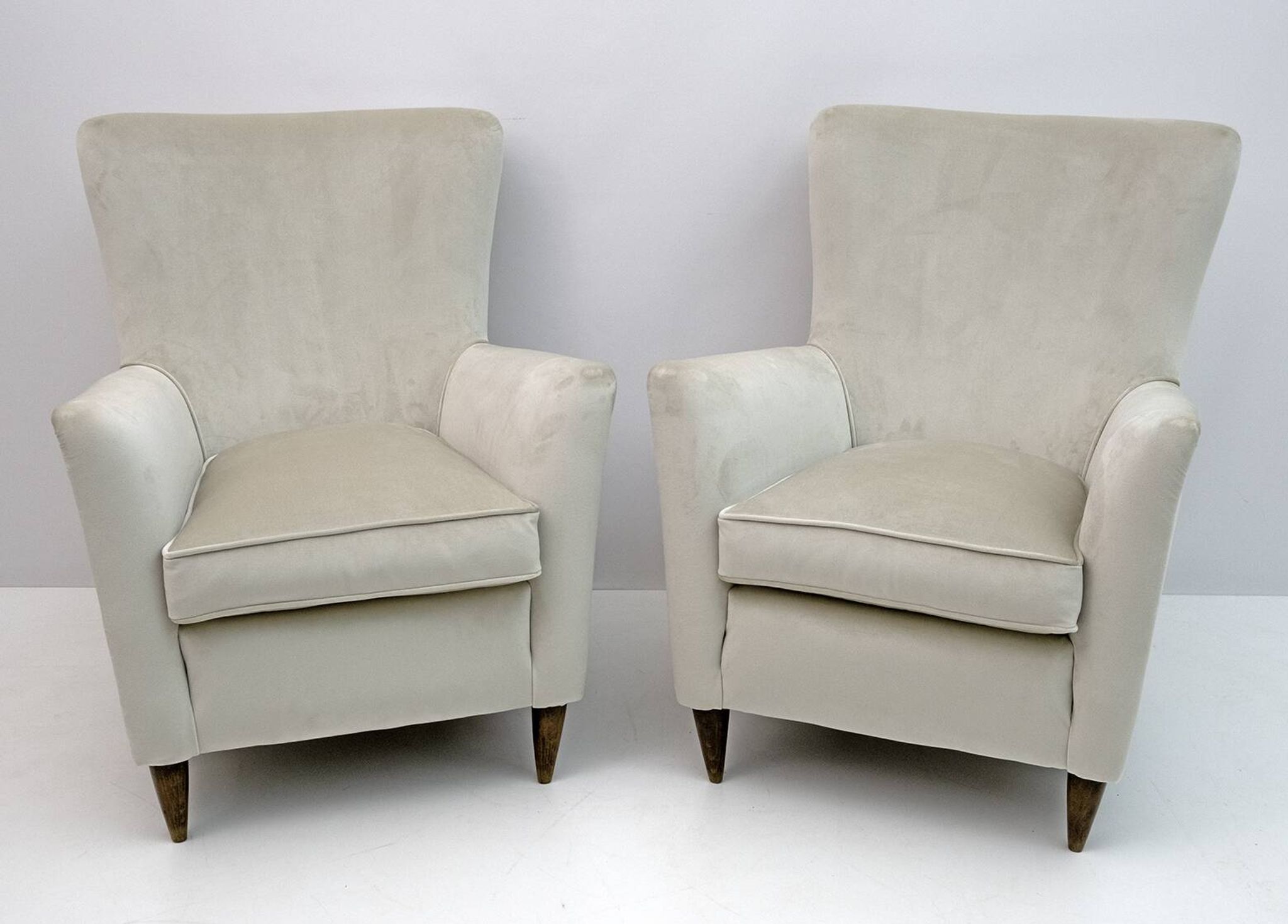 Pair of Gio Ponti Style Mid-Century Modern Italian Velvet Armchairs for Isa