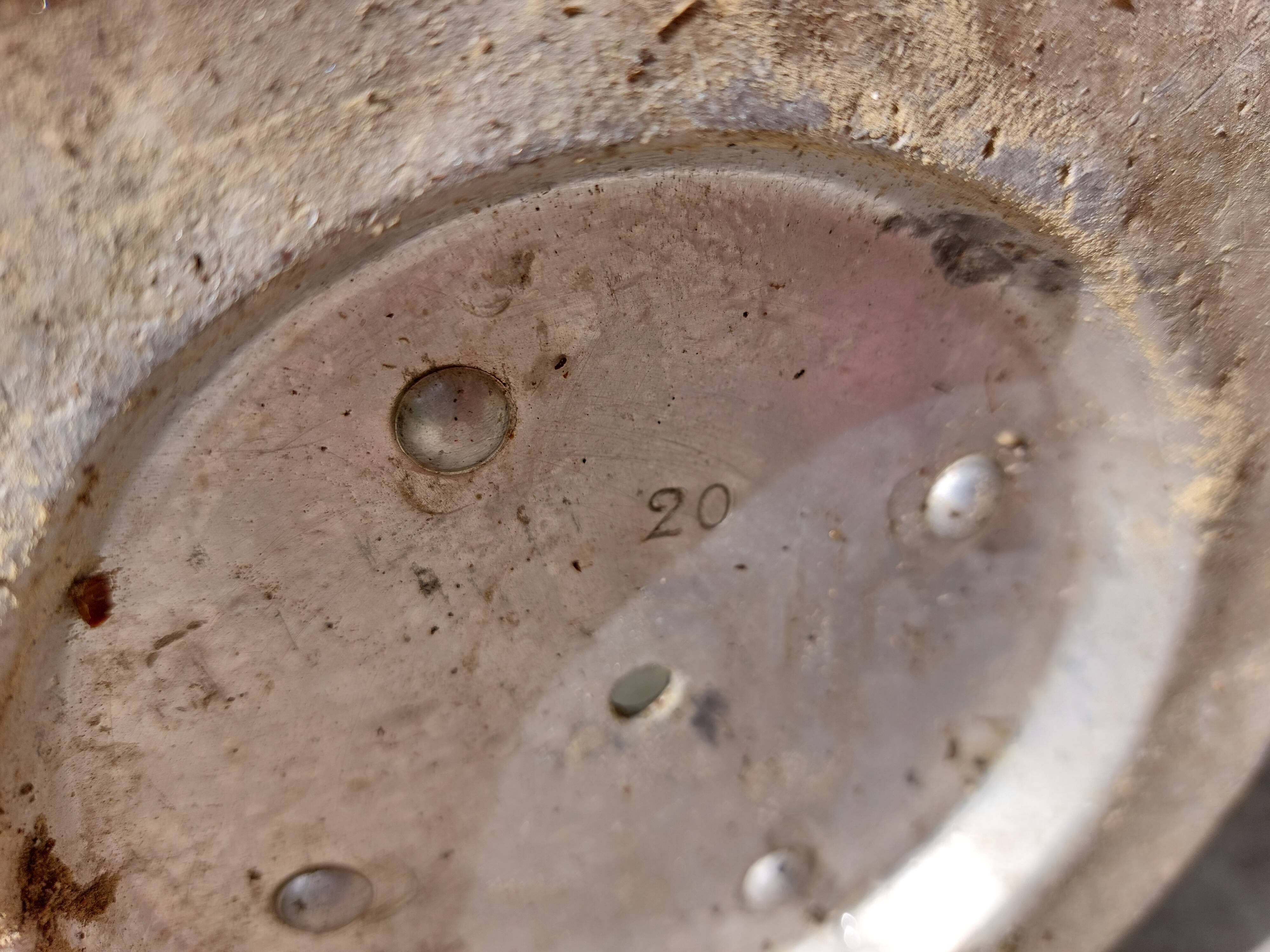 Dame jeanne grillagée 20 litres