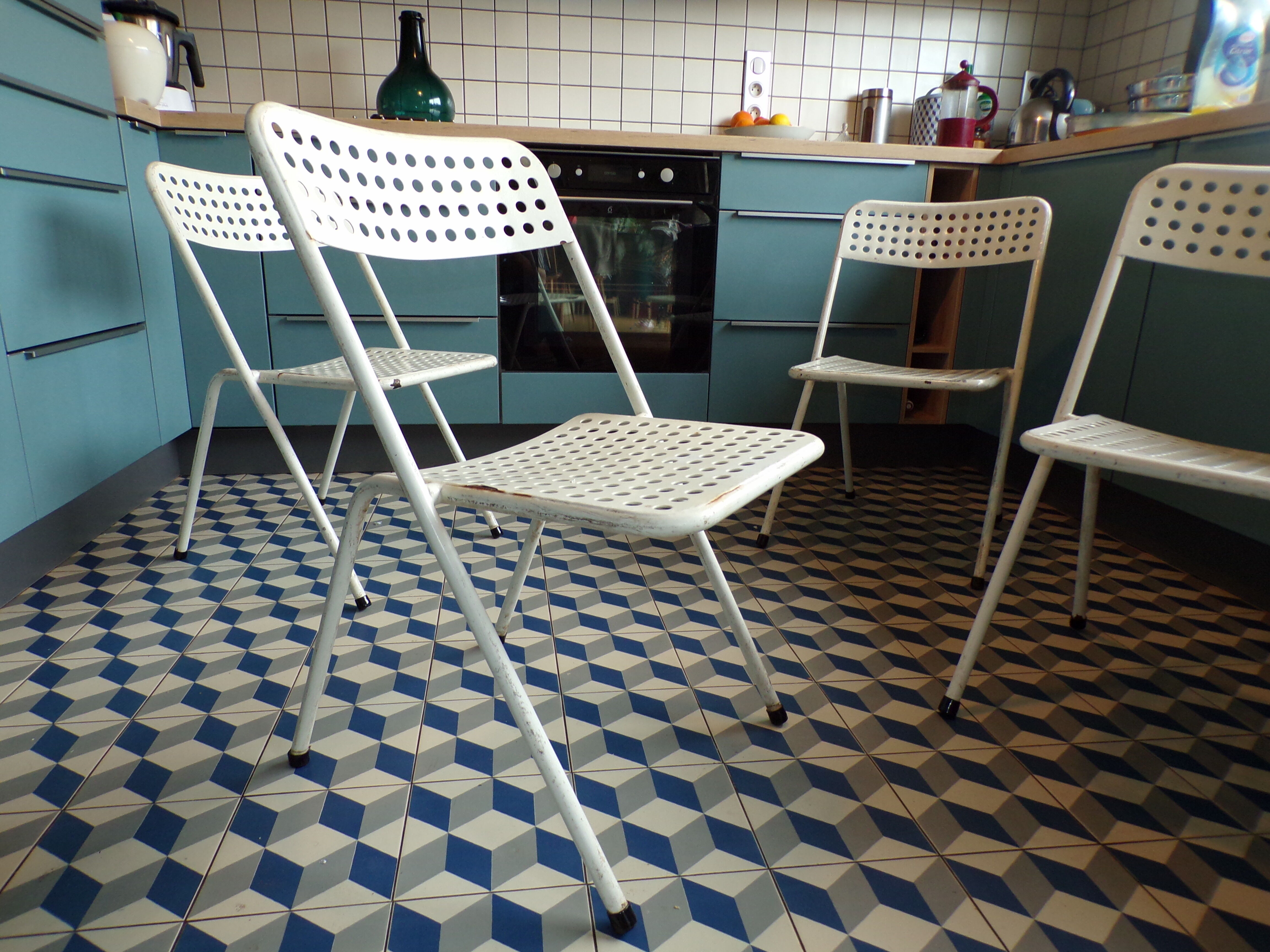 Suite 4 chaises terrasse vintage