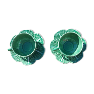 Tasses à thé et soucoupe
