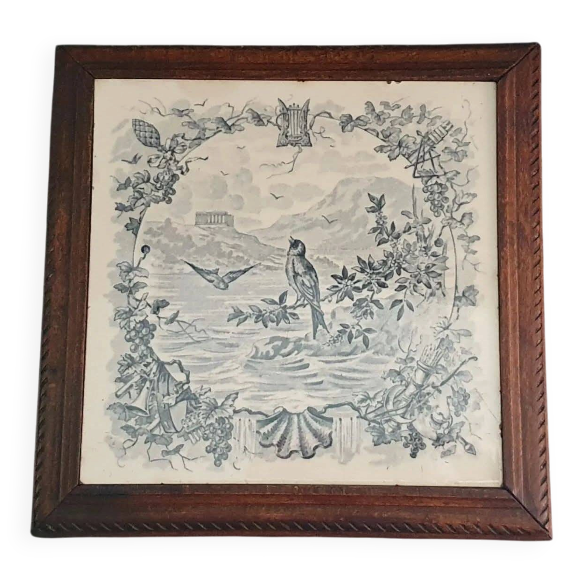 Birds trivet earthenware