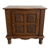 Buffet bar ancien en bois massif sculpté