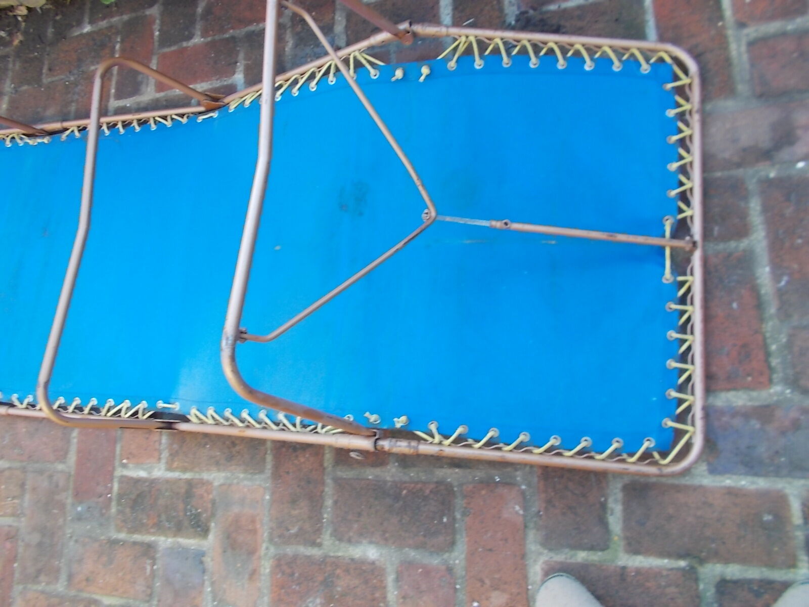 Vintage camp bed trigano