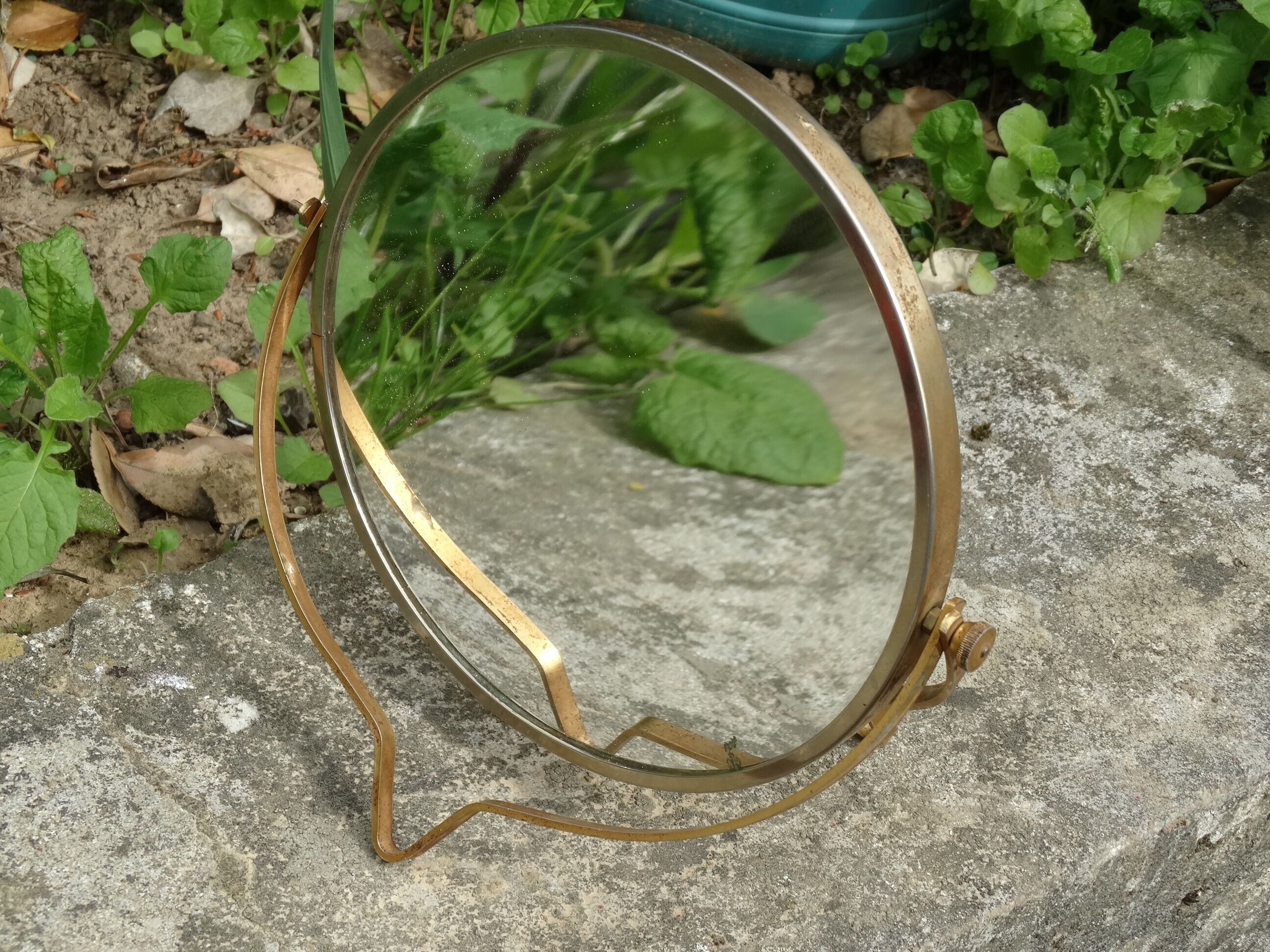 Miroir loupe de salle de bain  diamètre 20cm