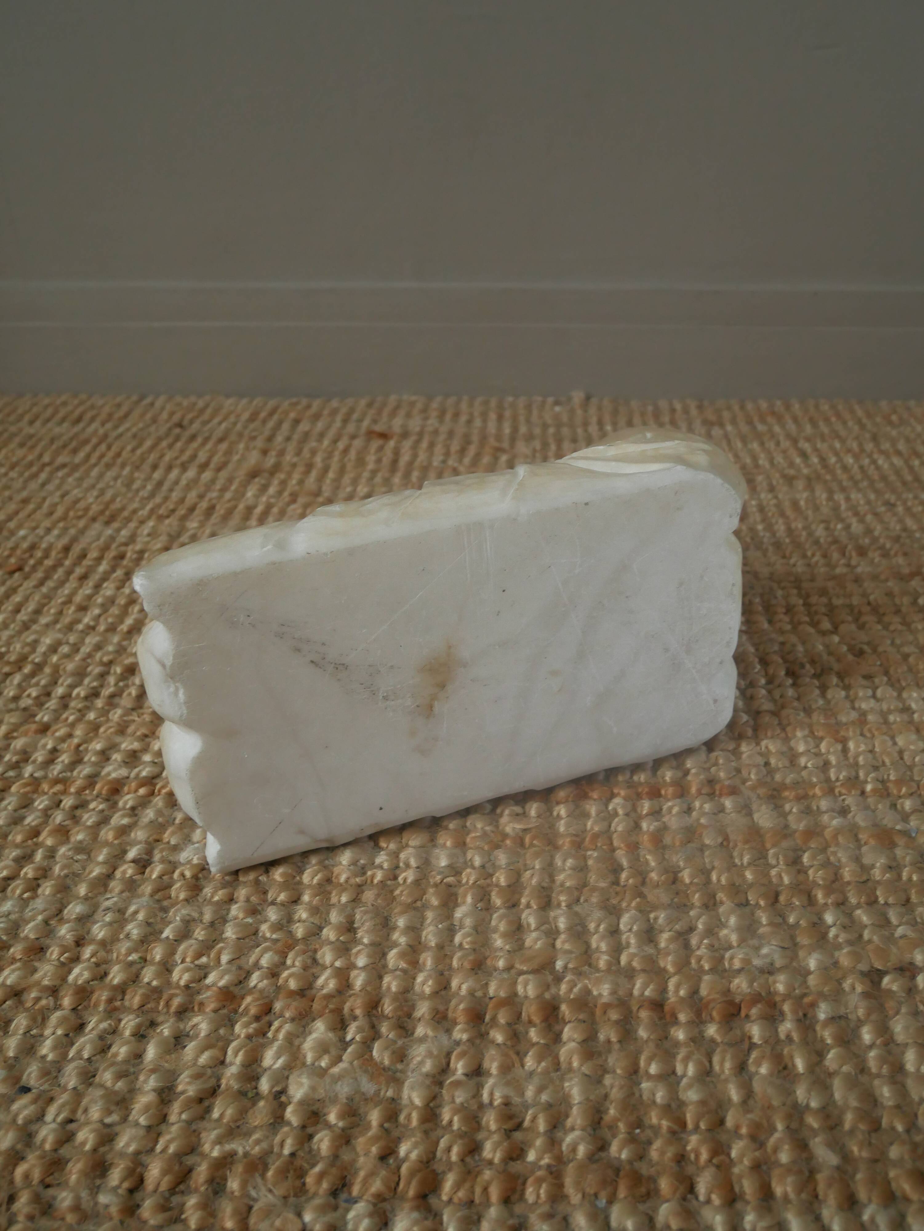 Alabaster sculpture empty pocket Asian decoration object handcrafted countryside seated man