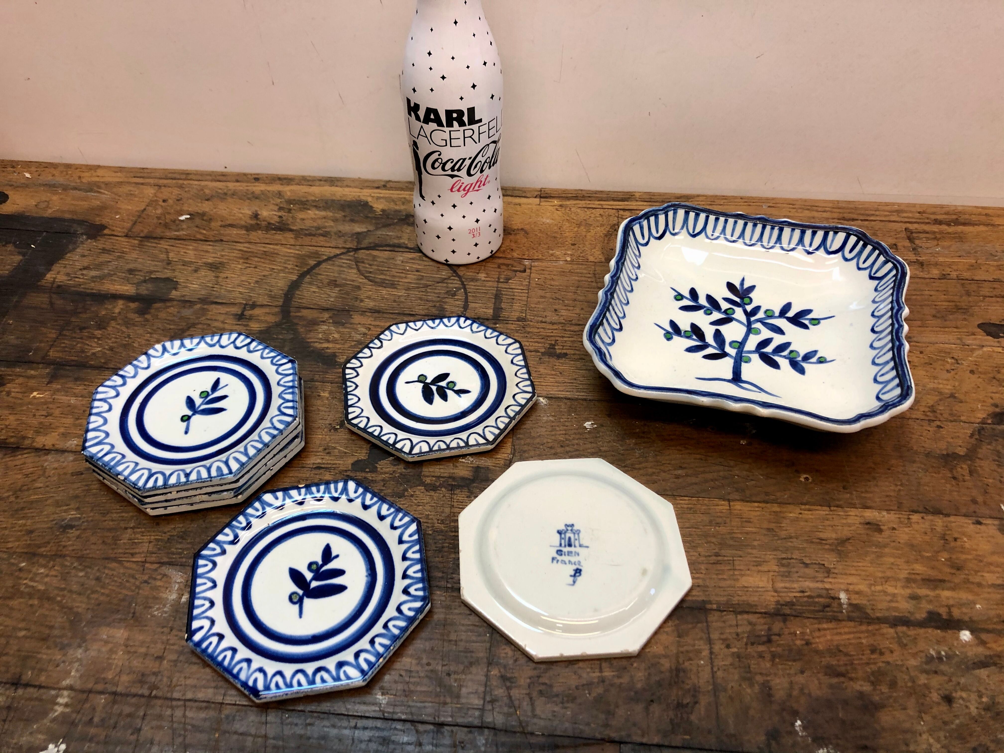 Glass underside and ceramic ramekin Gien France 60s