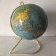Globe terrestre vintage 1960 Girard Barrère crème - 26 cm