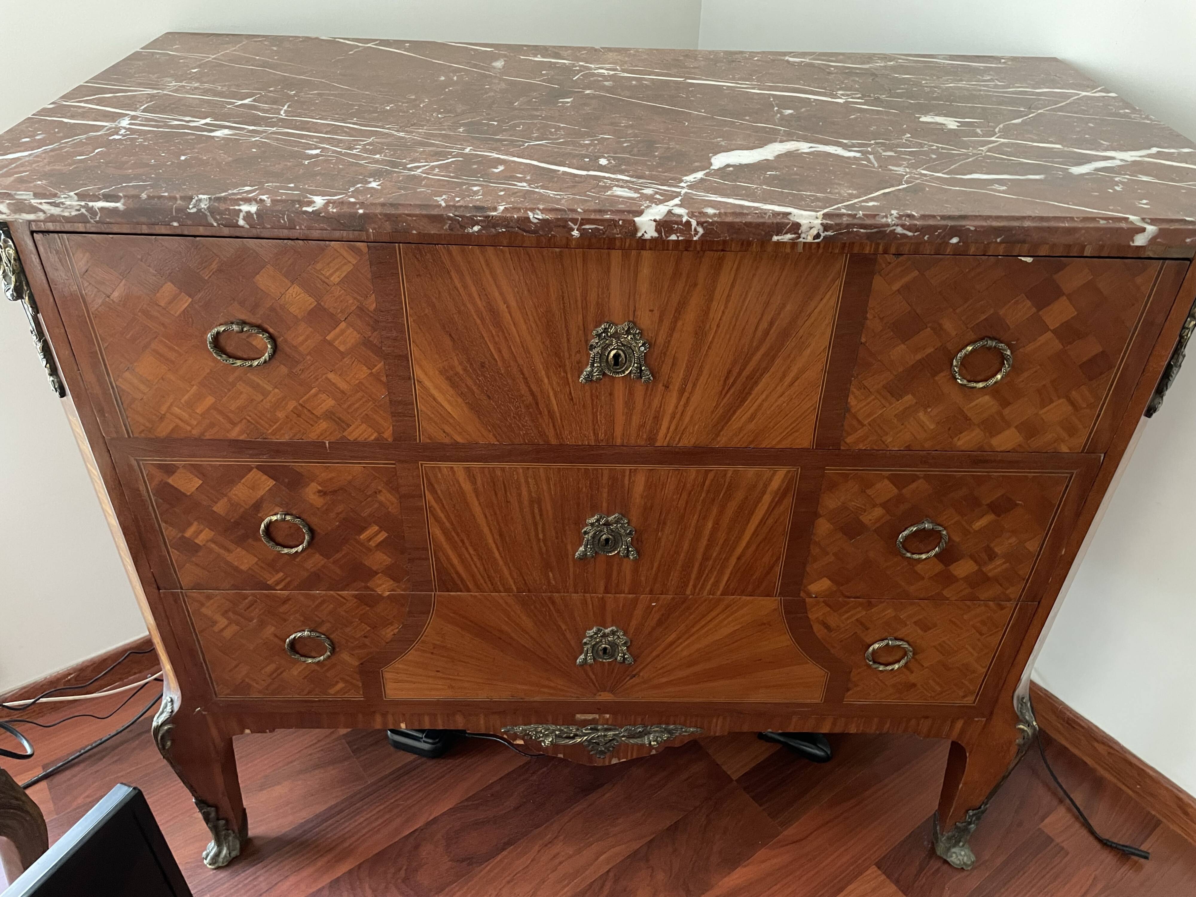 Louis XV style chest of drawers