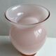 Vase en opaline rose