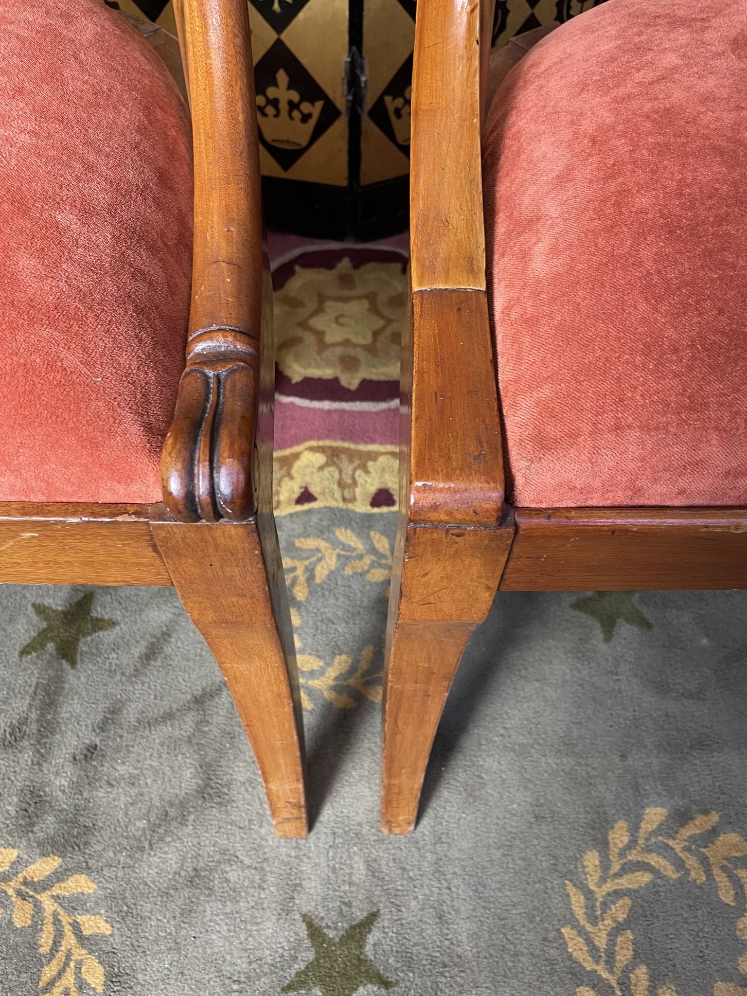 6 chaises gondoles de style Empire